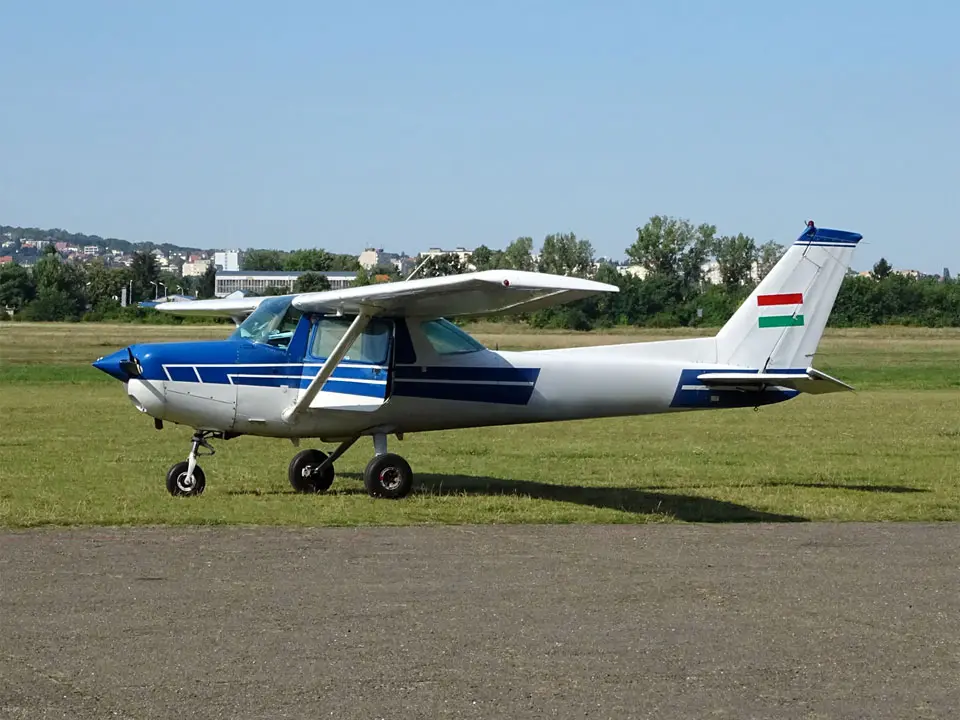 Cessna 152 HA-IGS operated by Fly-Coop Legiszolgaltato Ltd photo 2