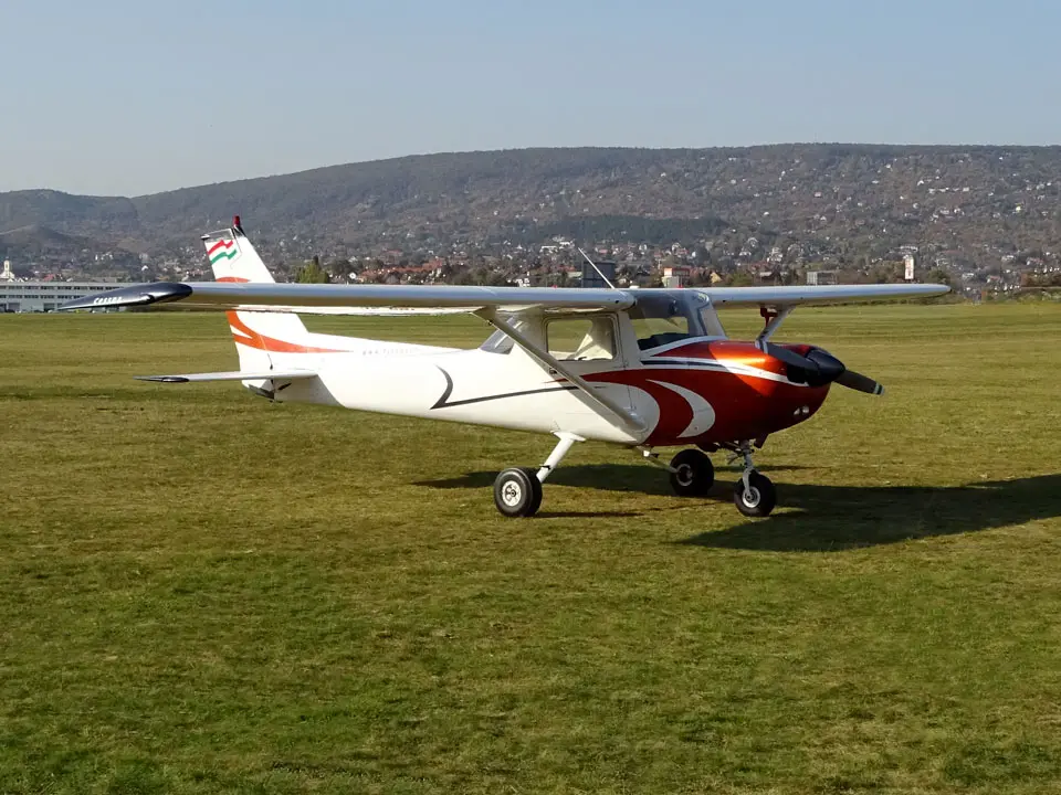 Cessna 152 HA-PPL operated by Fly-Coop Legiszolgaltato Ltd photo 2