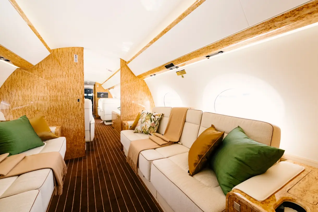 Gulfstream G650ER HB-JLO operated by Nomad Aviation AG photo 4