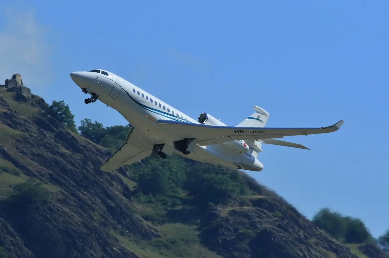 Dassault Falcon 8X HB-JSC operated by Dasnair, exterior