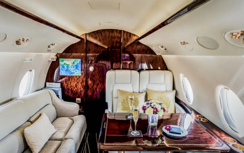 Gulfstream G200 HS-JAA operated by MJets Thailand photo 5