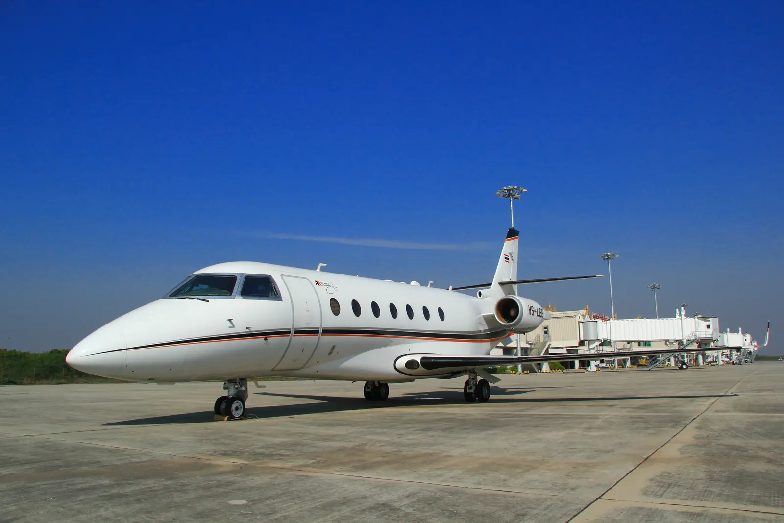 Gulfstream G200 HS-LEE operated by Advance Aviation, exterior