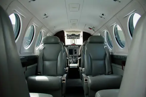 Beechcraft King Air B200GT LV-BRD operated by Cheyenne S.A. photo 2
