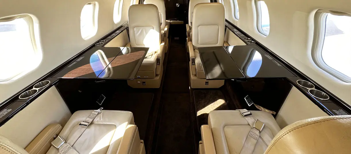 Bombardier Learjet 60XR LV-KJJ operated by American Jet S.A. photo 2