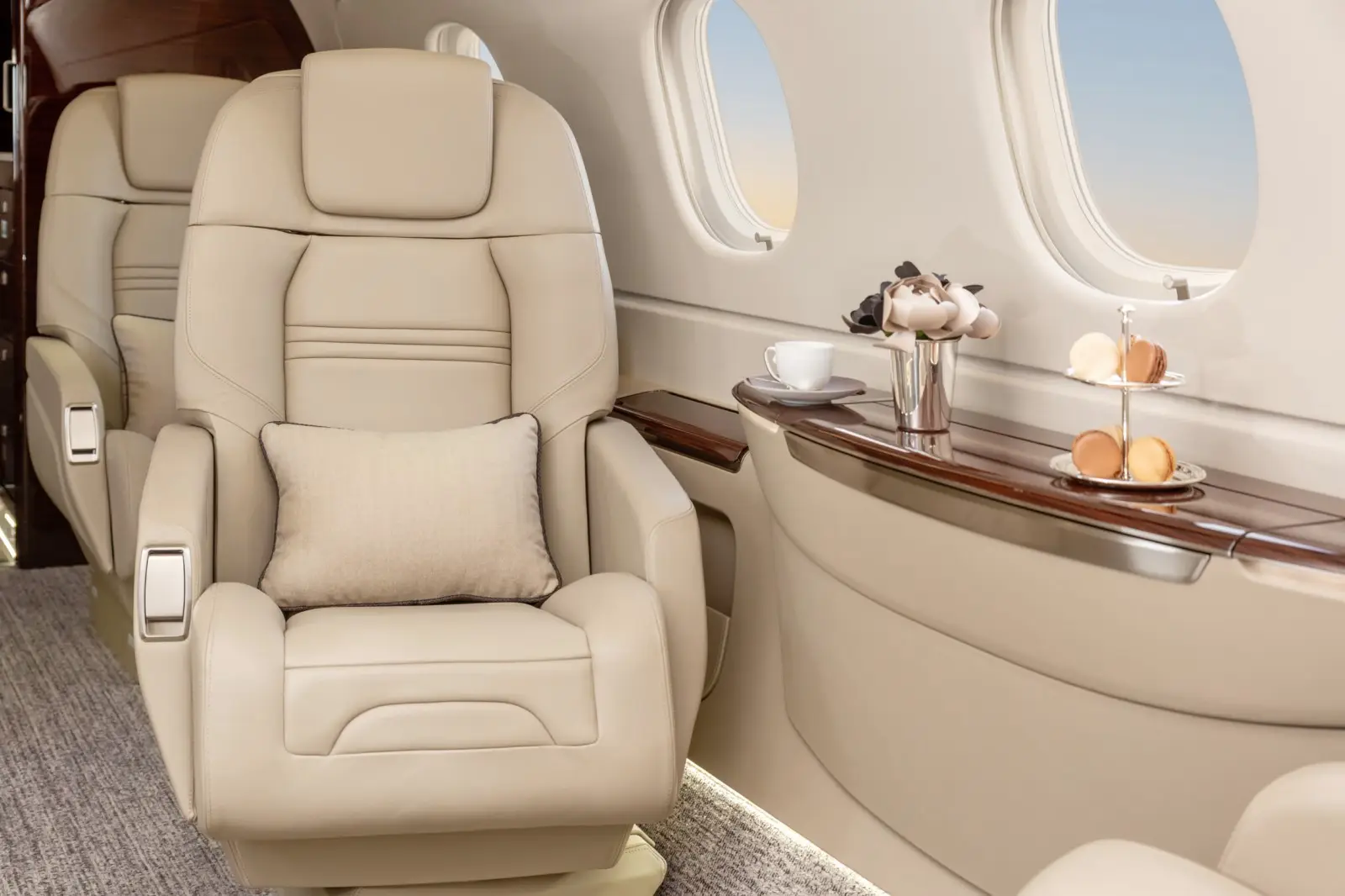 Embraer Praetor 500 LX-AAA operated by Global Jet photo 2