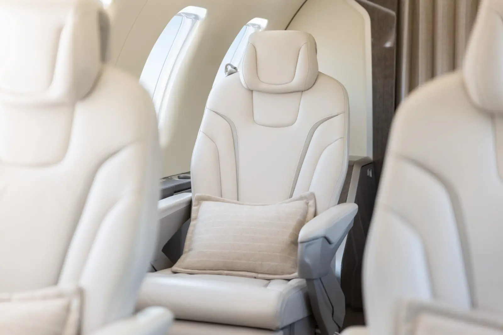 Pilatus PC-24 LX-AND operated by Global Jet photo 6