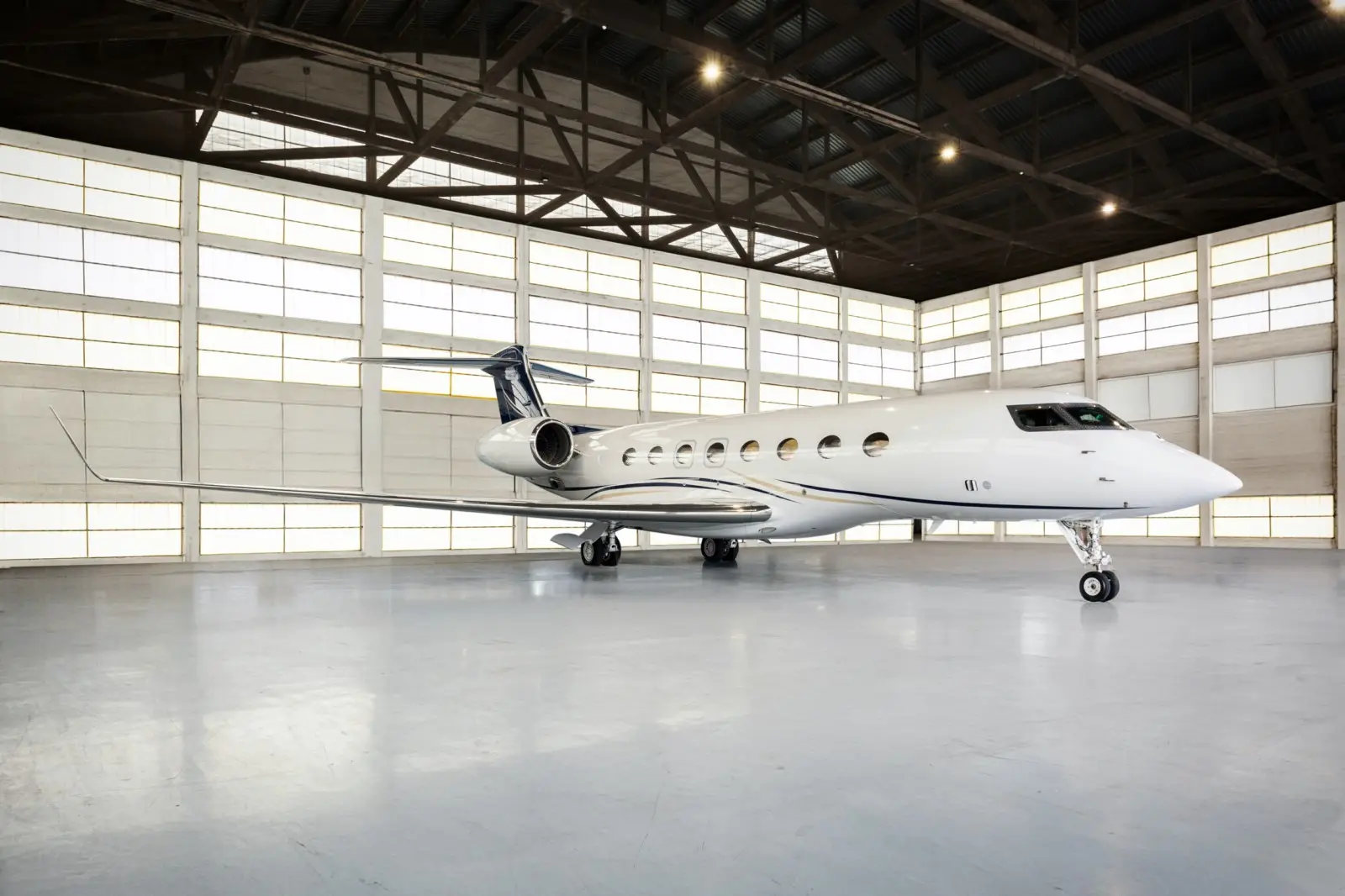 Gulfstream G650ER LX-ESO operated by Global Jet photo 4