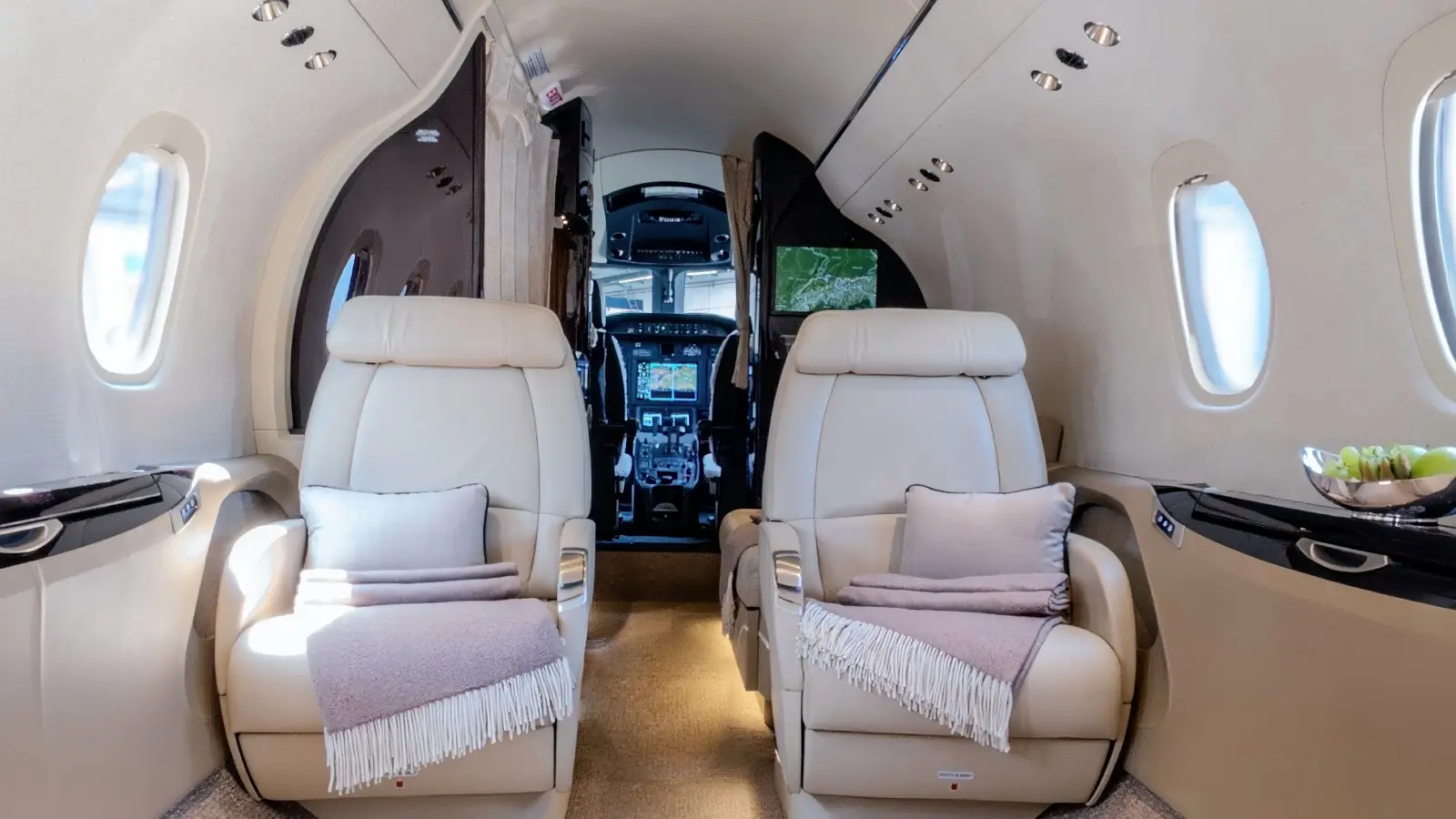 Cessna Citation Latitude LX-FVI operated by Global Jet photo 5