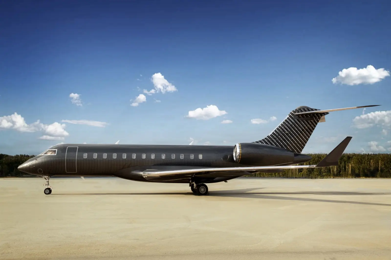 Bombardier Global Express XRS LX-GOL operated by Global Jet, exterior