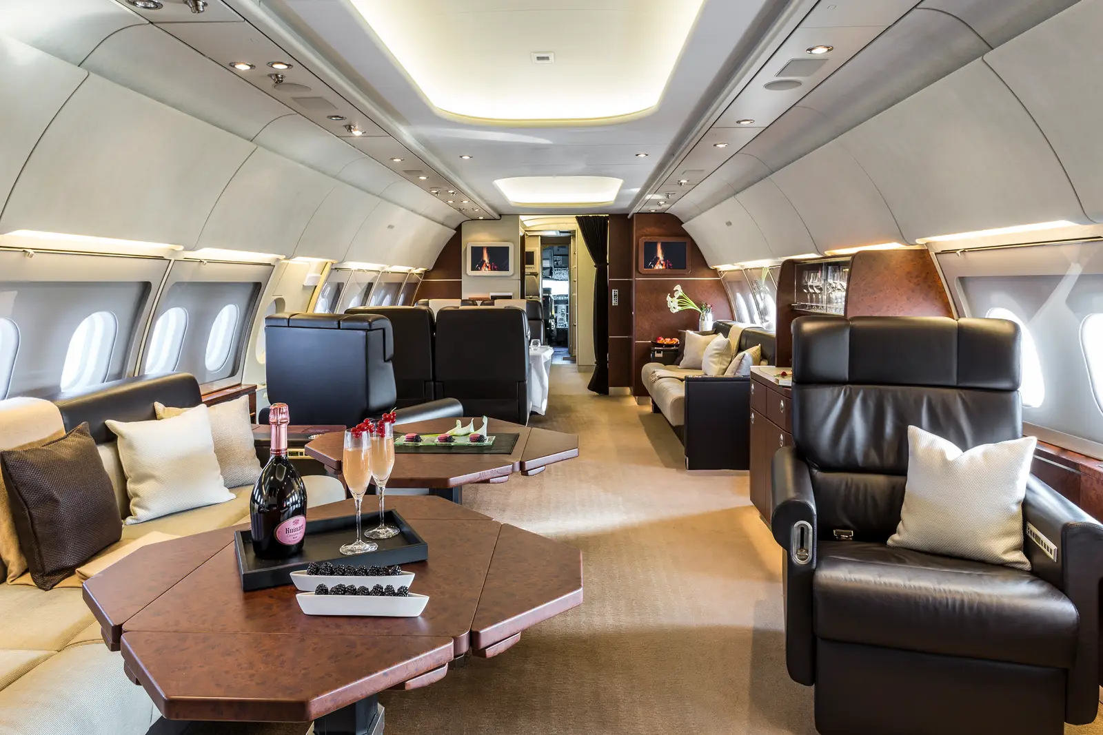 Airbus A318 Elite LX-LTI operated by Global Jet photo 4