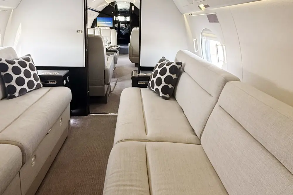 Gulfstream G550 LX-MCE operated by Luxaviation Group Europe photo 6