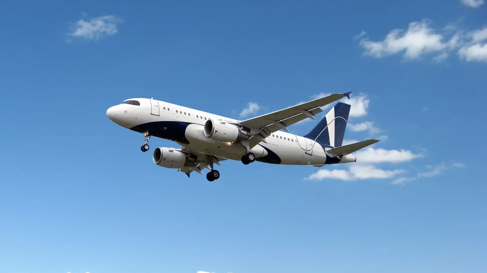 Airbus ACJ319 LX-MCO operated by Global Jet, exterior
