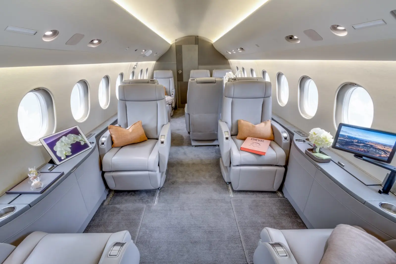 Dassault Falcon 2000S LX-MIC operated by Global Jet photo 2