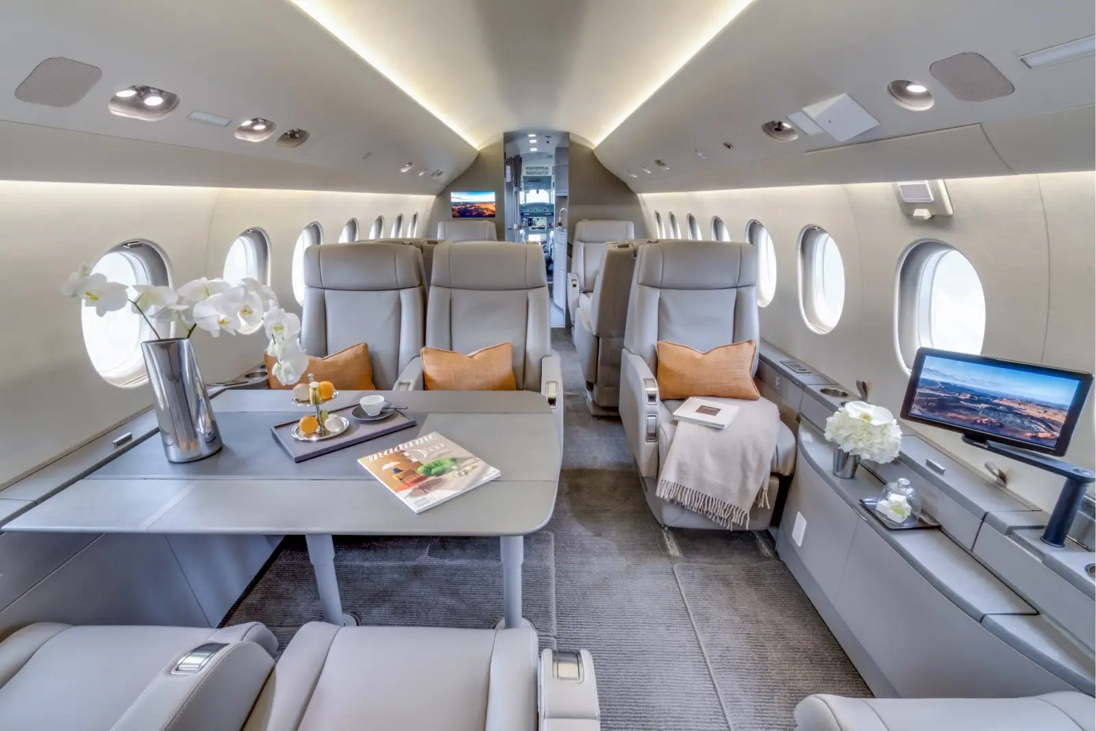 Dassault Falcon 2000S LX-MIC operated by Global Jet photo 6