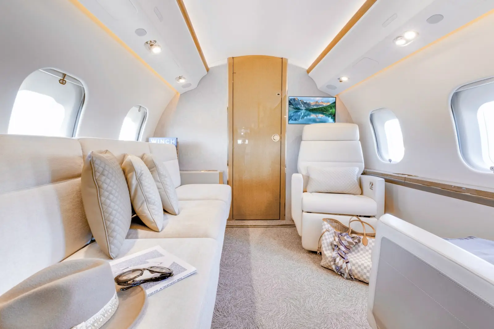 Bombardier Global 6000 LX-NST operated by Global Jet photo 5