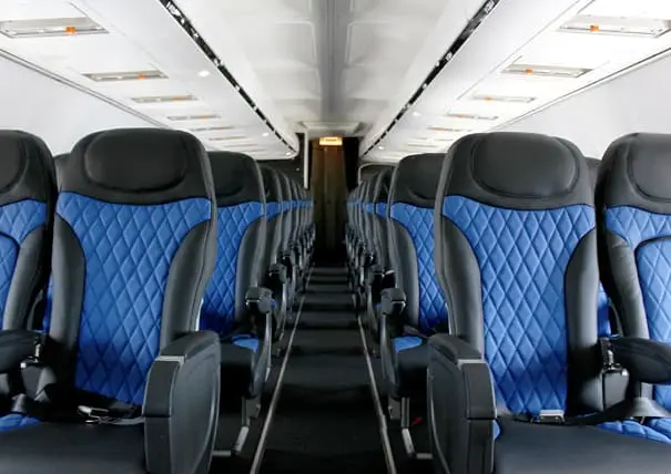 Boeing 737-500 LY-FLT operated by KlasJet photo 3
