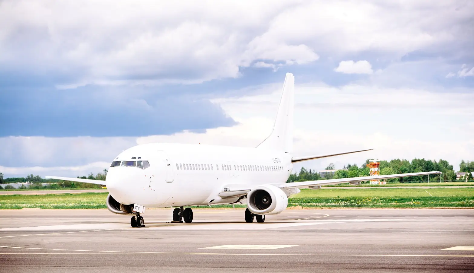 Boeing 737-400 LY-GTW operated by GetJet Airlines, exterior