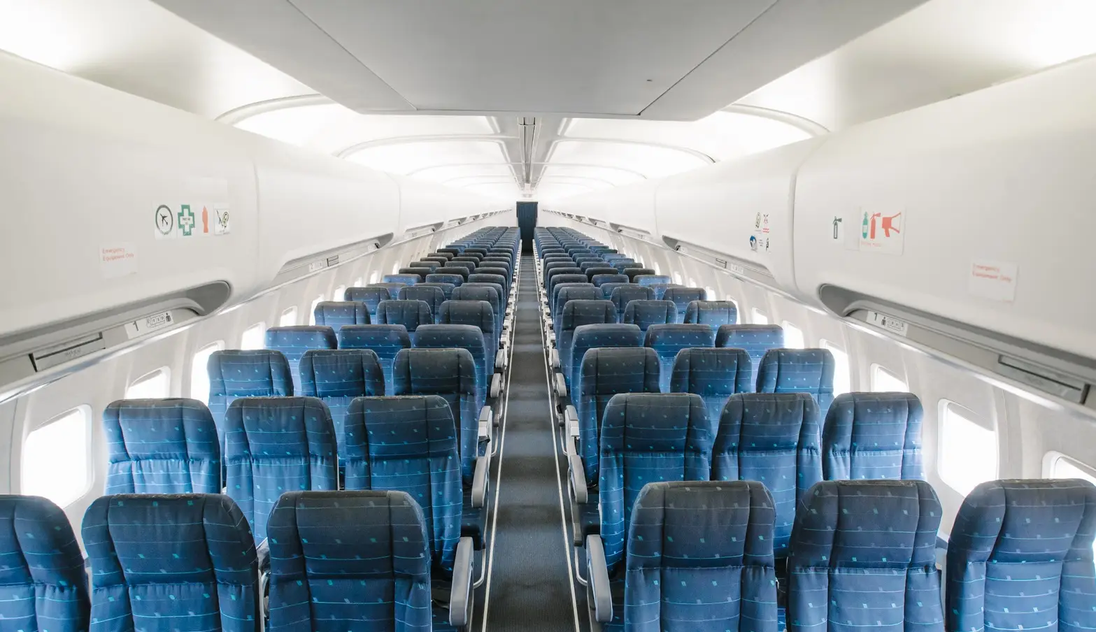 Boeing 737-400 LY-GTW operated by GetJet Airlines photo 2