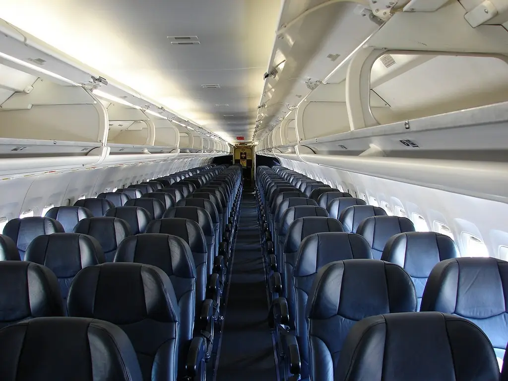 McDonnell Douglas MD-82 LZ-ADV operated by ALK Airlines photo 2