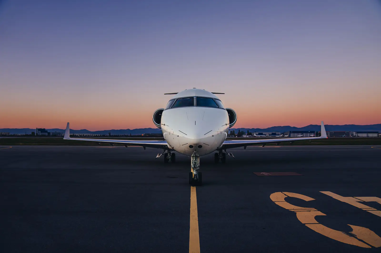 Bombardier Challenger 605 LZ-BVD operated by EGT JET LTD. photo 3