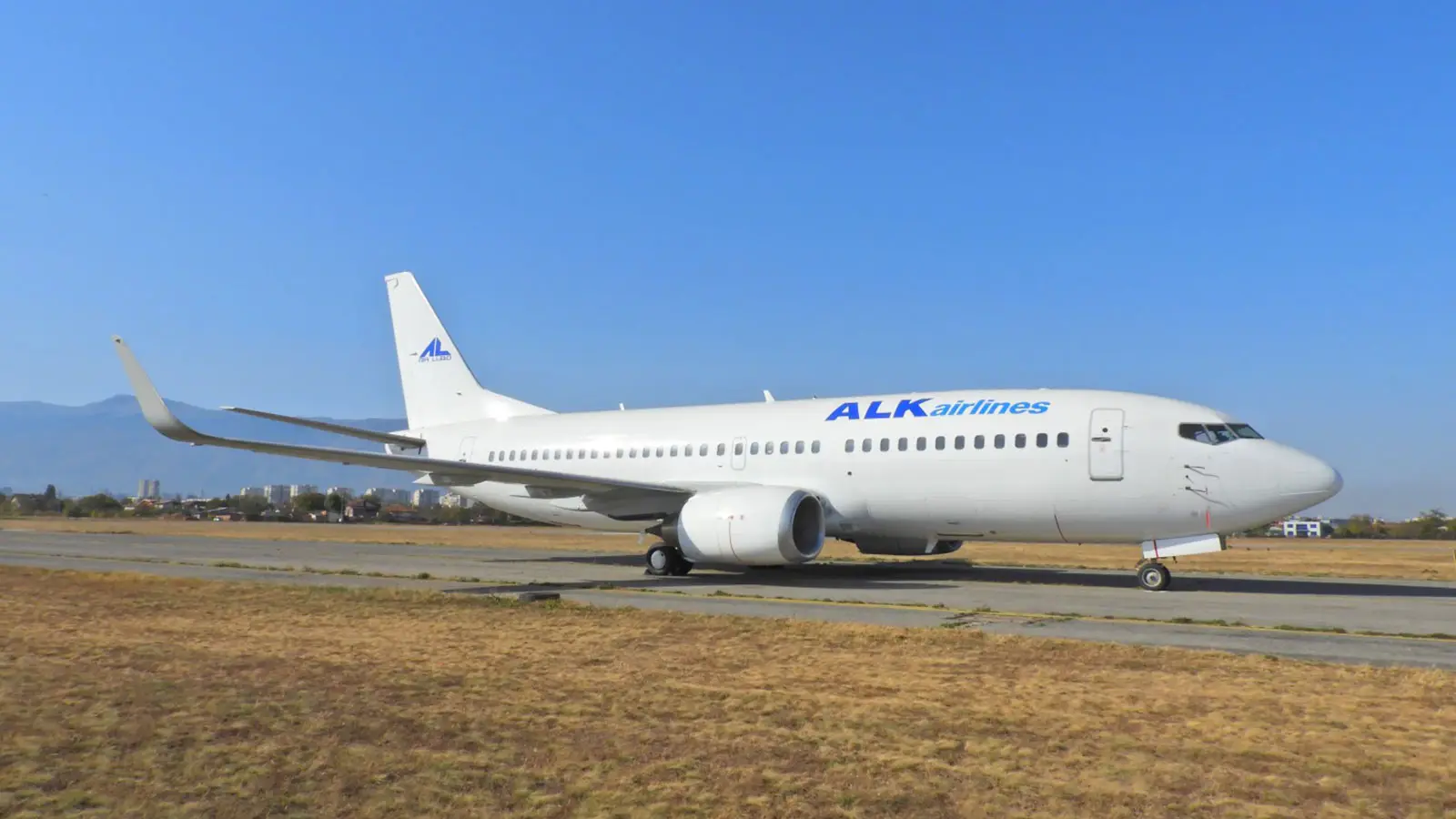 Boeing 737-300 LZ-MVK operated by ALK Airlines, exterior