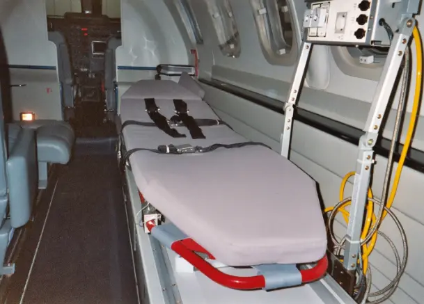 Piaggio Avanti II LZ-ORO operated by Aviostart Ltd photo 2