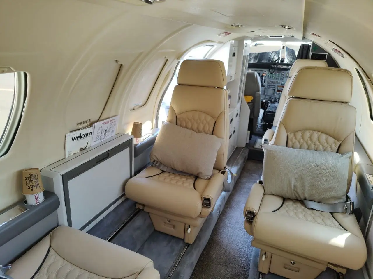 Cessna Citation S/II M-TNDR operated by Tinadar Jets, Ltd. photo 3