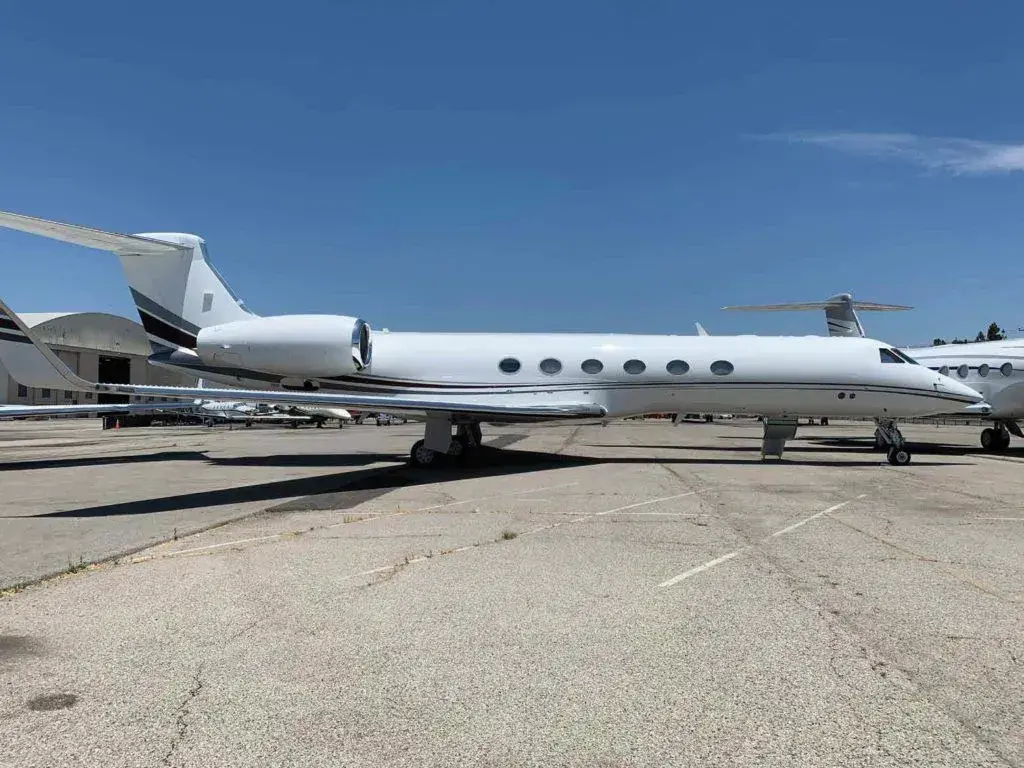 Gulfstream V N101MX operated by Prime Jet, LLC photo 3