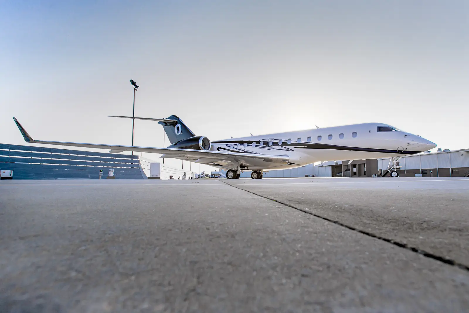 Bombardier Global 5500 N101UD operated by Elite Air, Inc. photo 5