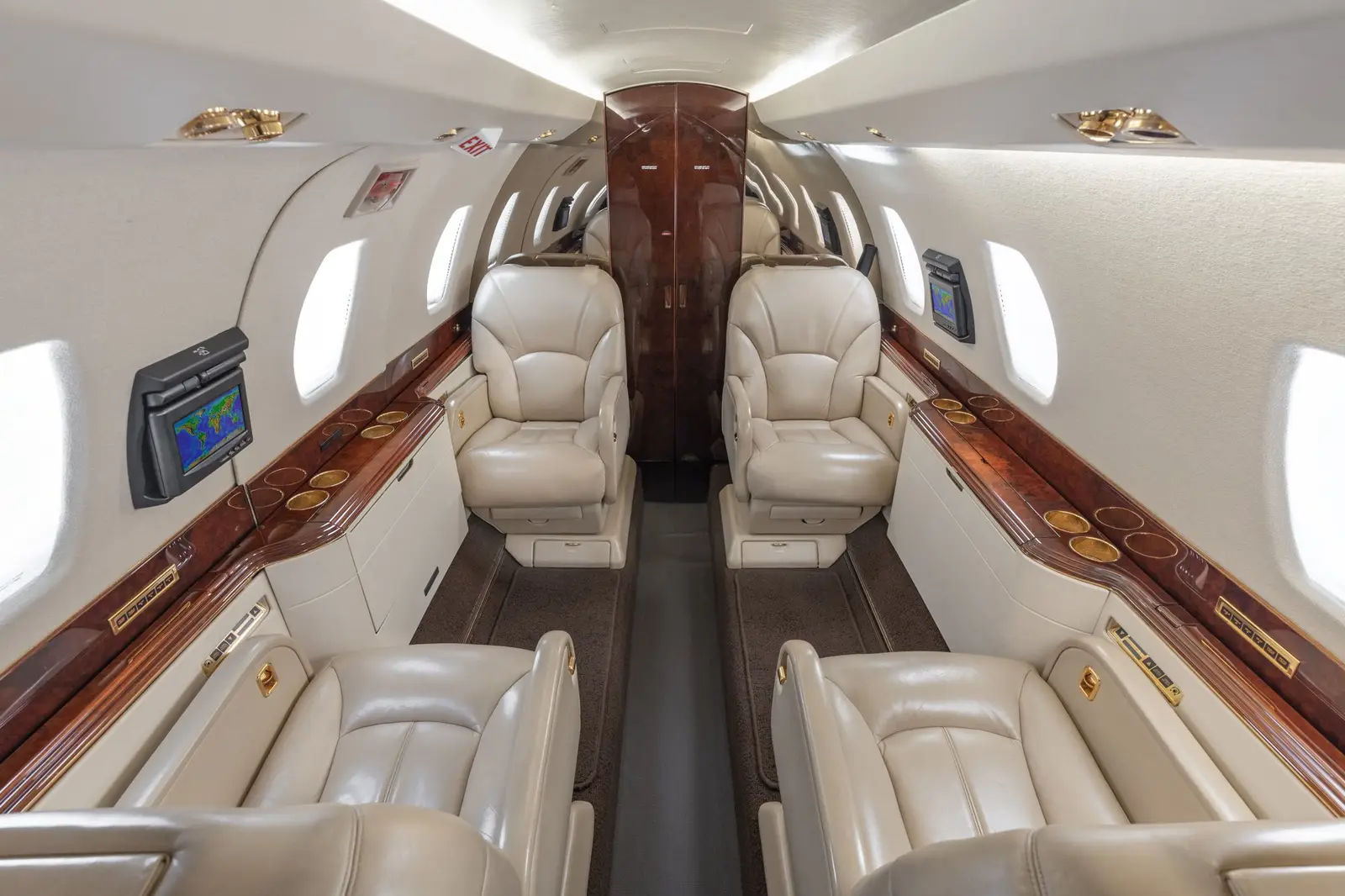Cessna Citation X N104R operated by Charter Airlines, LLC photo 2