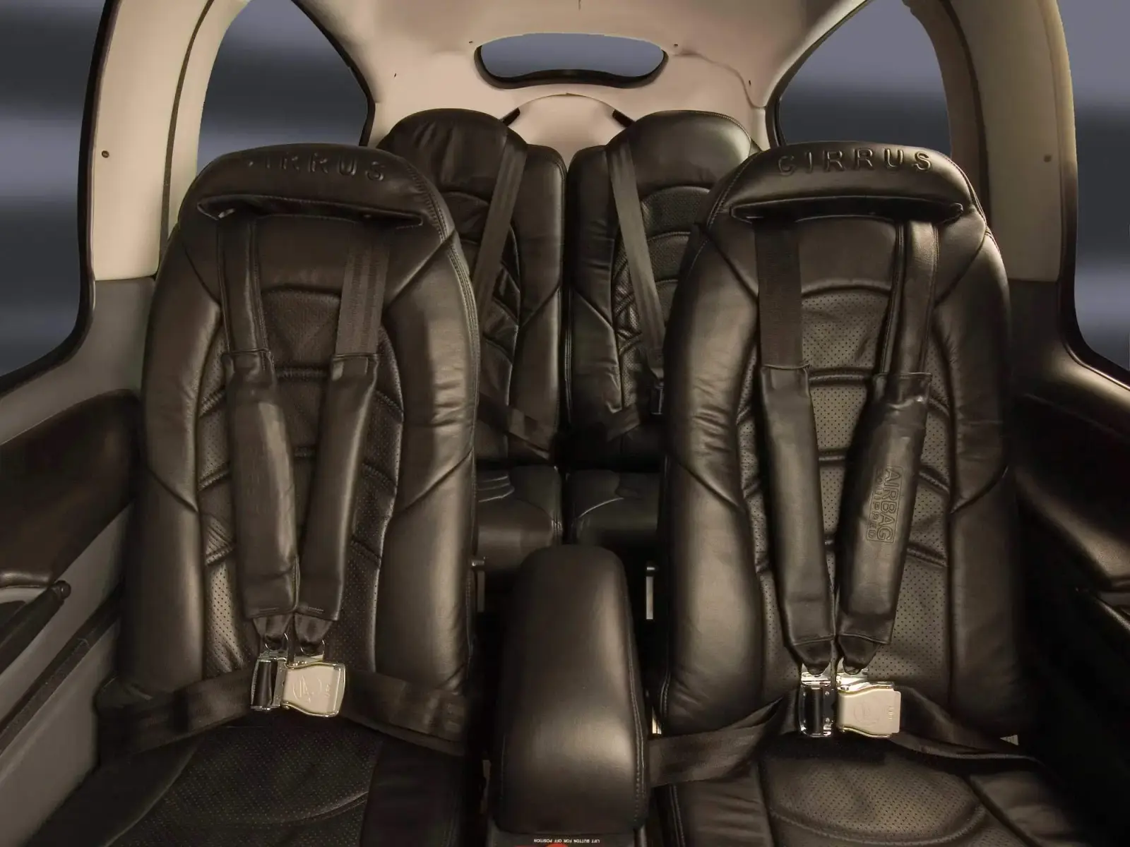 Cirrus SR22 N104TQ operated by QuikCharter photo 2