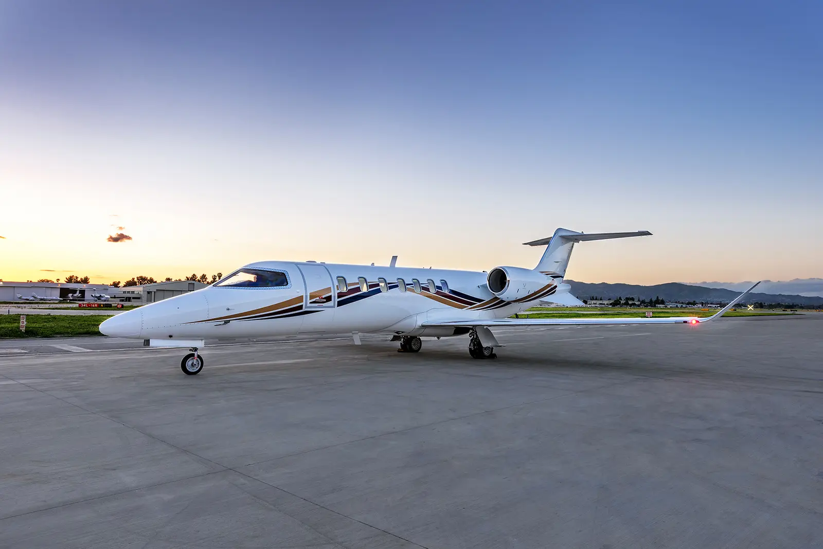 Bombardier Learjet 70 N106GK operated by Let's Jett, Inc., exterior