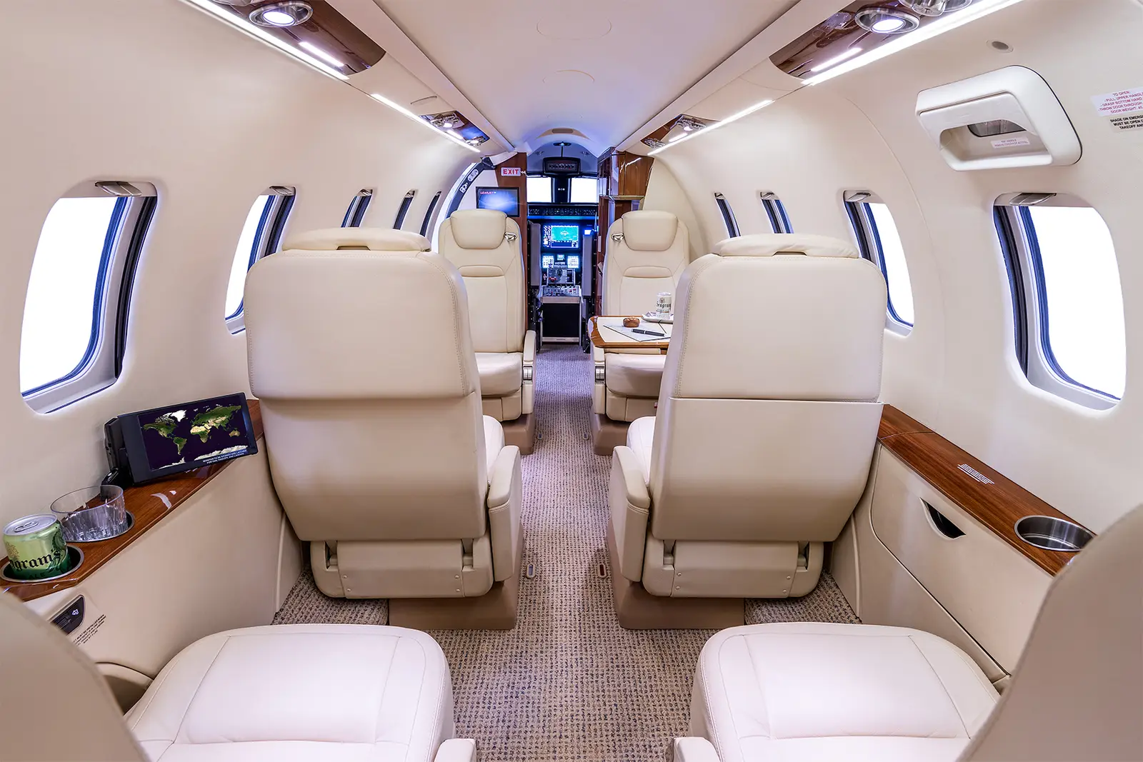 Bombardier Learjet 70 N106GK operated by Let's Jett, Inc. photo 6