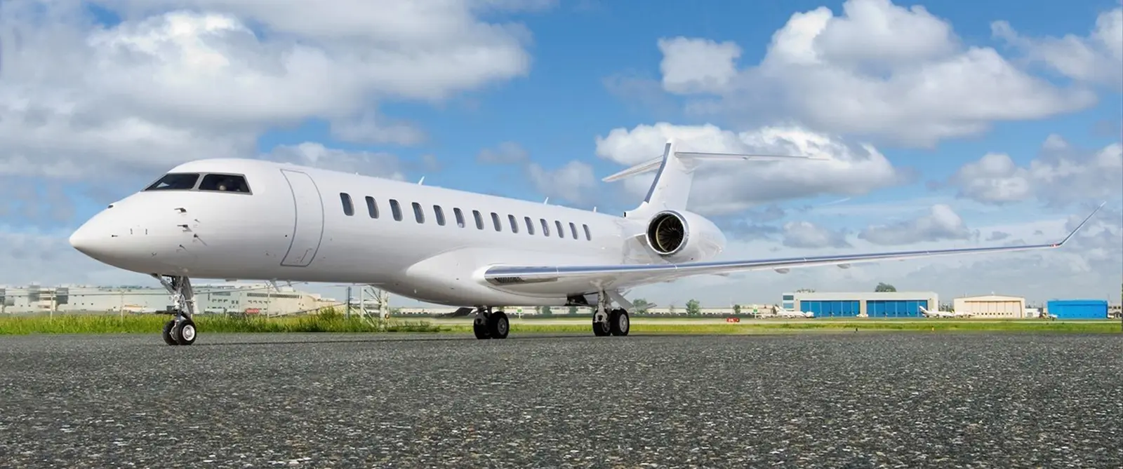 Bombardier Global 7500 N1089 operated by Mira Vista Aviation, Inc., exterior