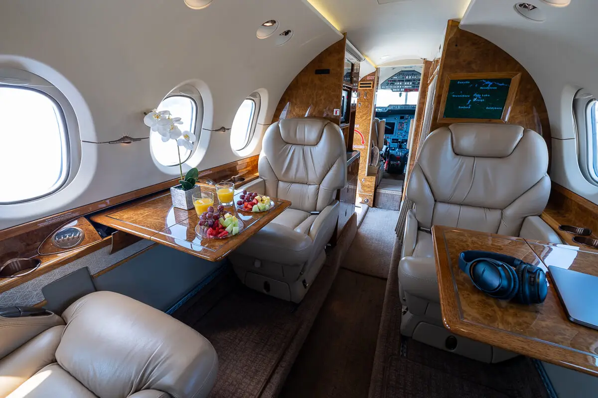 Beechcraft Hawker 800XP N108RL operated by Causey Aviation Service, Inc. photo 2