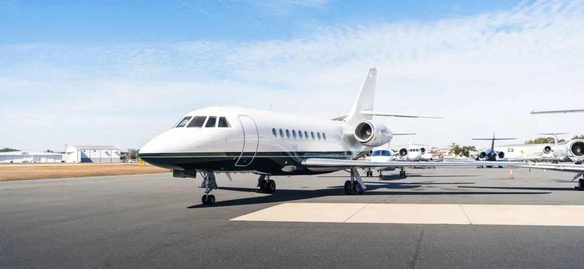 Dassault Falcon 2000 N110AB operated by Fly Alliance photo 5