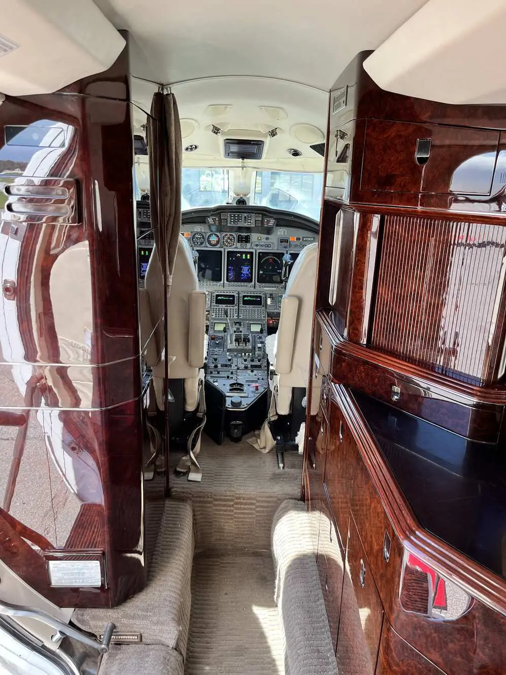 Cessna Citation X N110CX operated by Hera Flight, LLC, KCAK photo 5