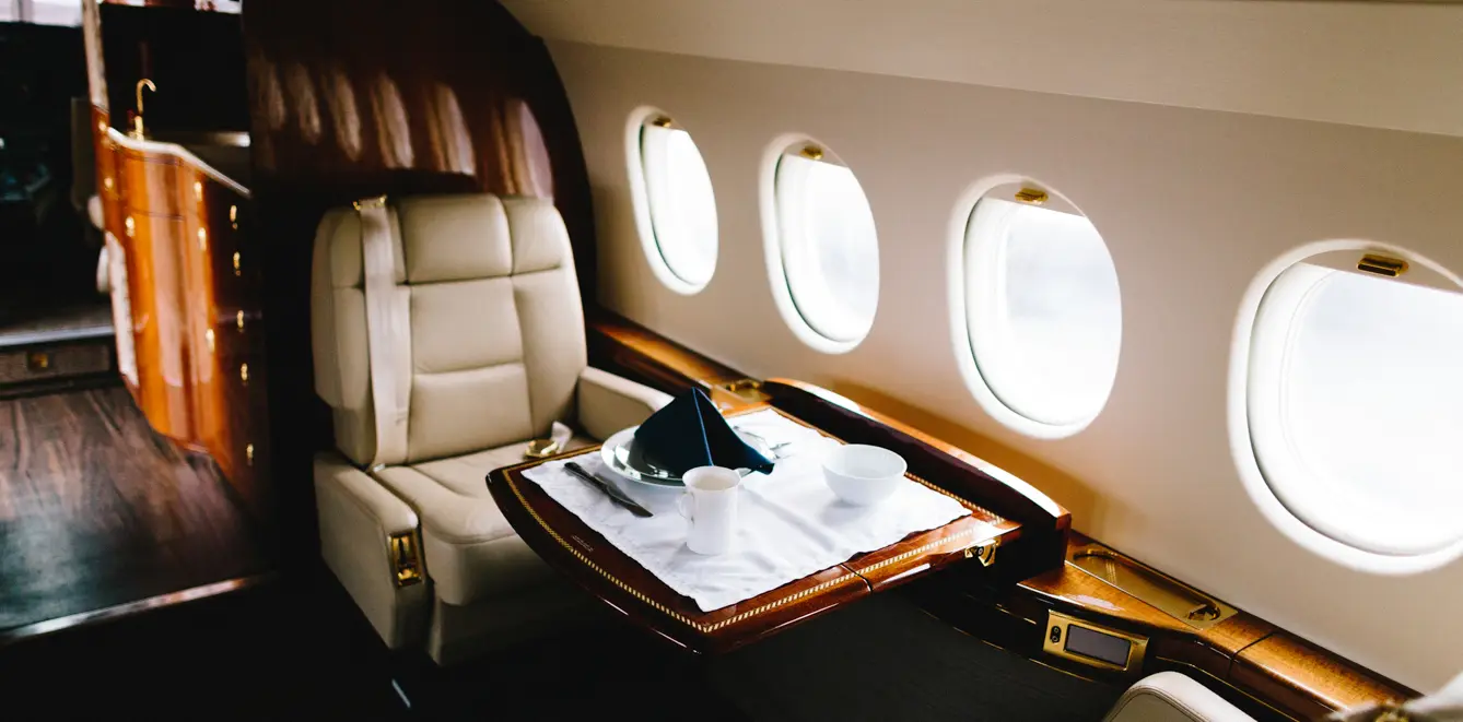 Dassault Falcon 2000 N112FJ operated by Rennia Aviation, LLC photo 3