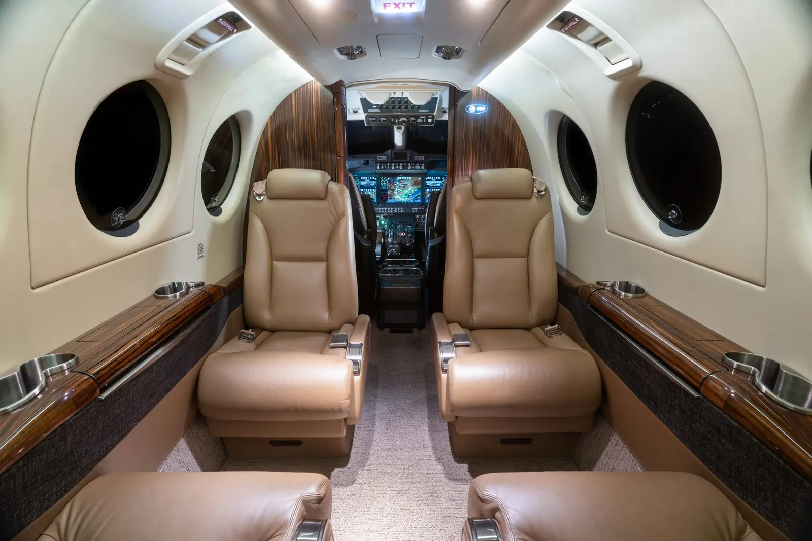 Beechcraft King Air 350iER N1213P operated by PrismJet, LLC photo 3