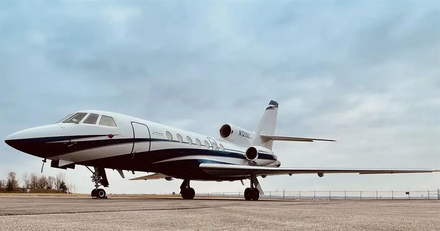 Dassault Falcon 50 N121BZ operated by Club Jet Charter, LLC, exterior