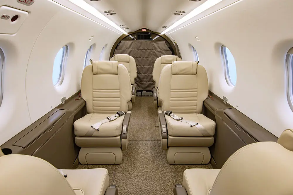 Pilatus PC-12/47 NG N124PS operated by Solairus Aviation photo 3