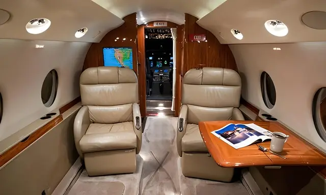 Gulfstream G200 N127EB operated by Priester Aviation photo 5