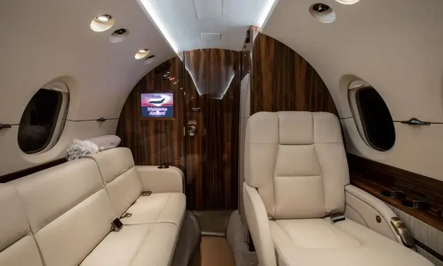 Beechcraft Hawker 800XP N128KH operated by Silver Air photo 4