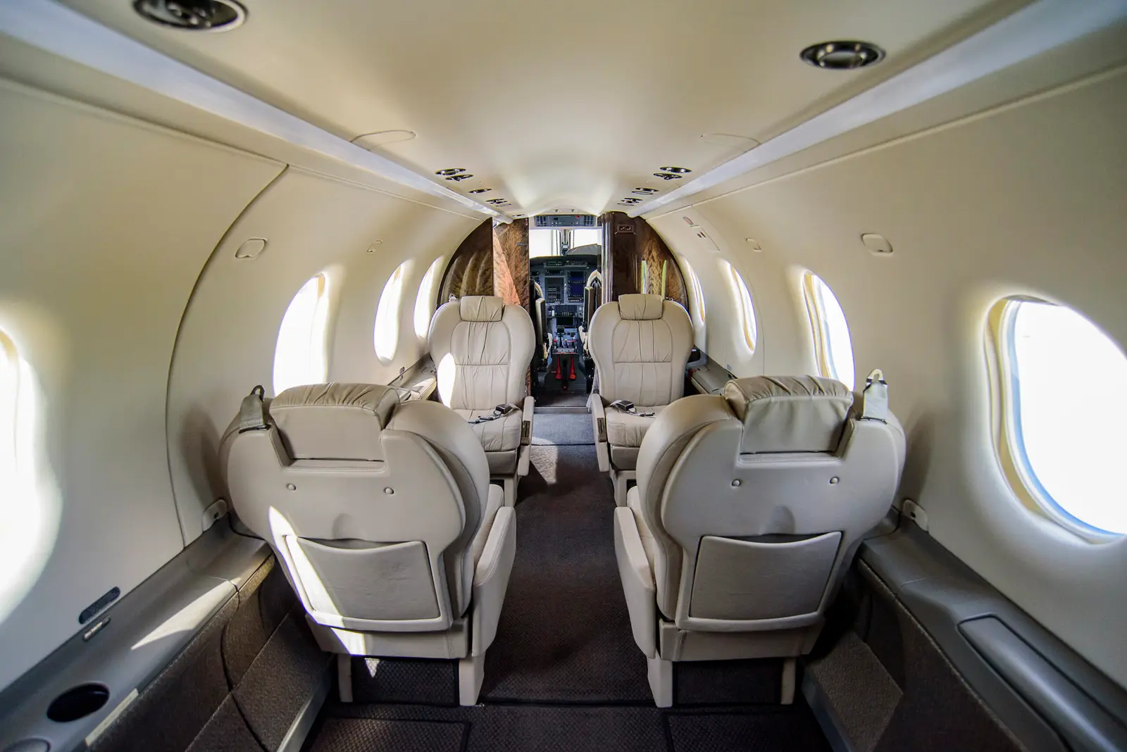 Pilatus PC-12/45 N129TP operated by Haven Aviation Services Group (Haven ASG) photo 5