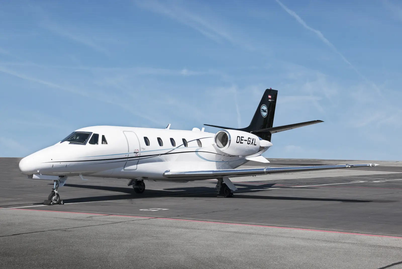 Cessna Citation Excel N1316D operated by Speedwings Business SA photo 2