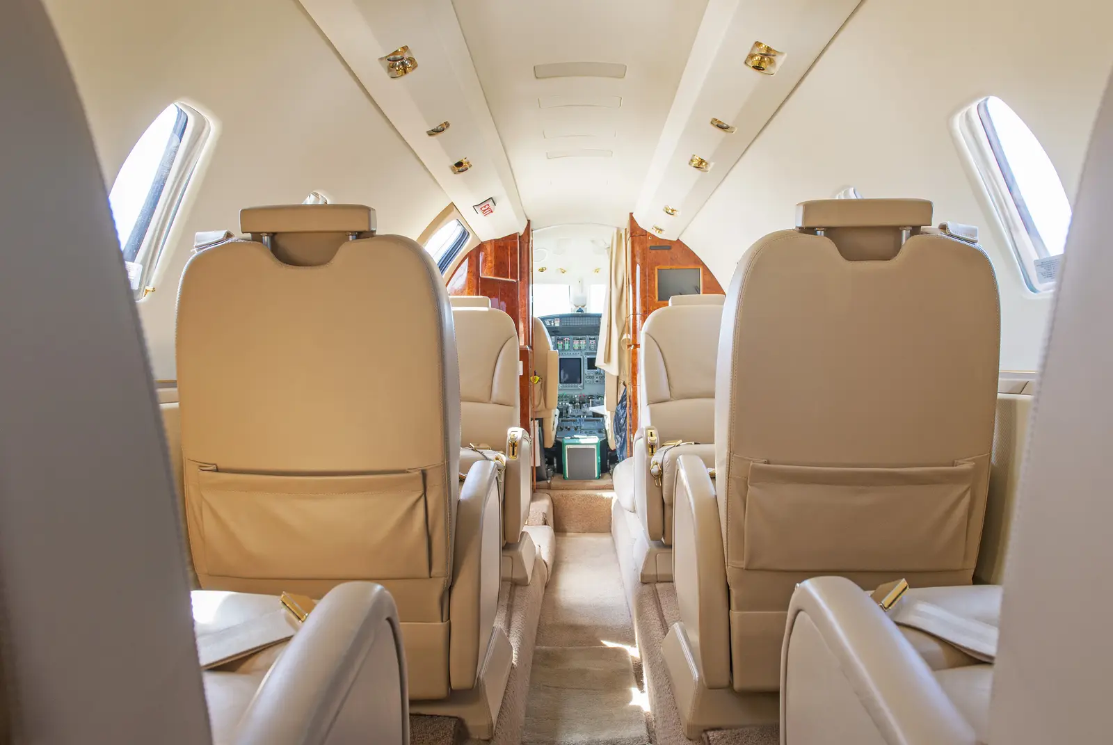 Cessna Citation Excel N1316D operated by Speedwings Business SA photo 3