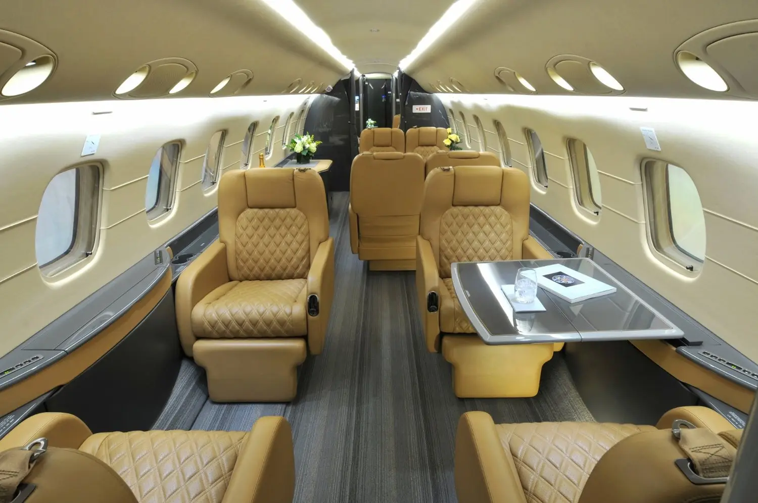 Embraer Legacy 600 N135SC operated by Elite Air, Inc. photo 3