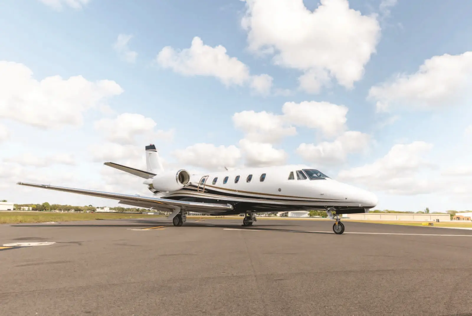 Cessna Citation Excel N135SP operated by Jet 1 Charter, Inc., exterior
