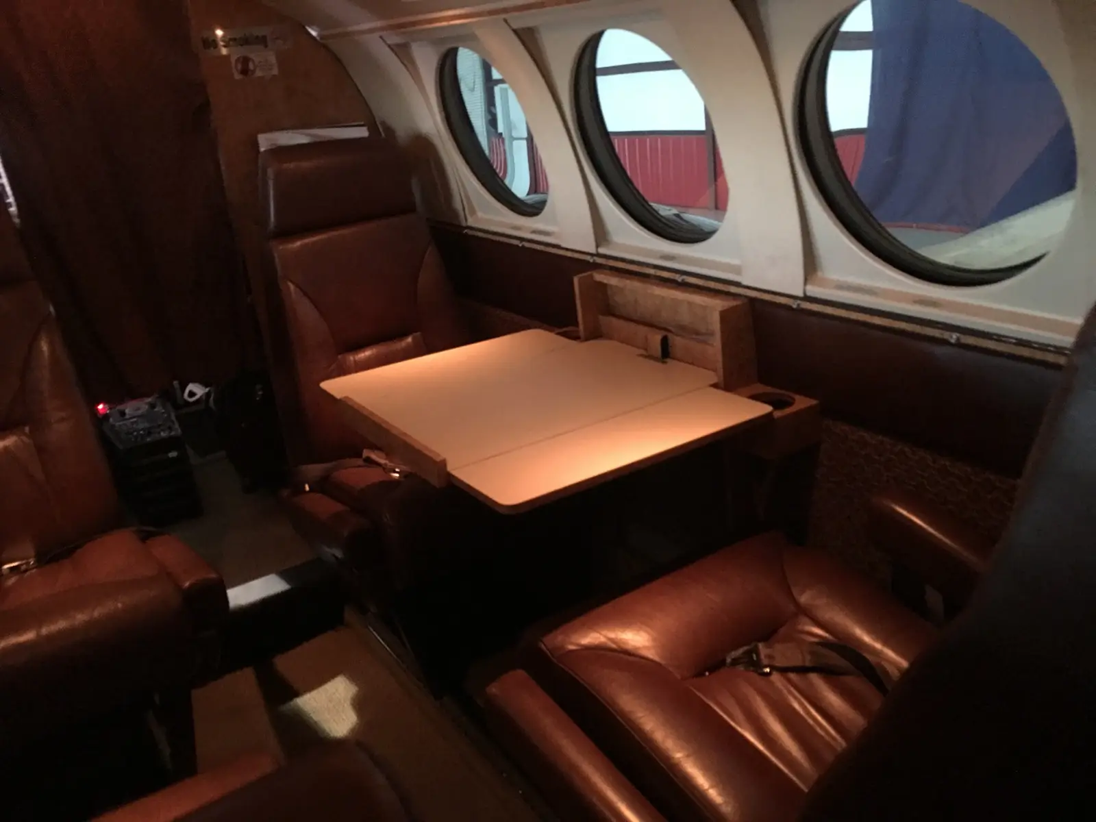 Beechcraft King Air C90 N136PA operated by Xpress Charter Services, Inc photo 3
