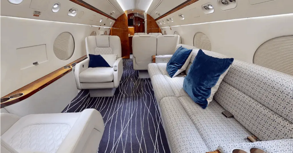 Gulfstream IV-SP N137WS operated by Prime Jet, LLC photo 4